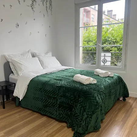 Modern Renovated -15 Min Orly Airport Apartment Viry-Chatillon